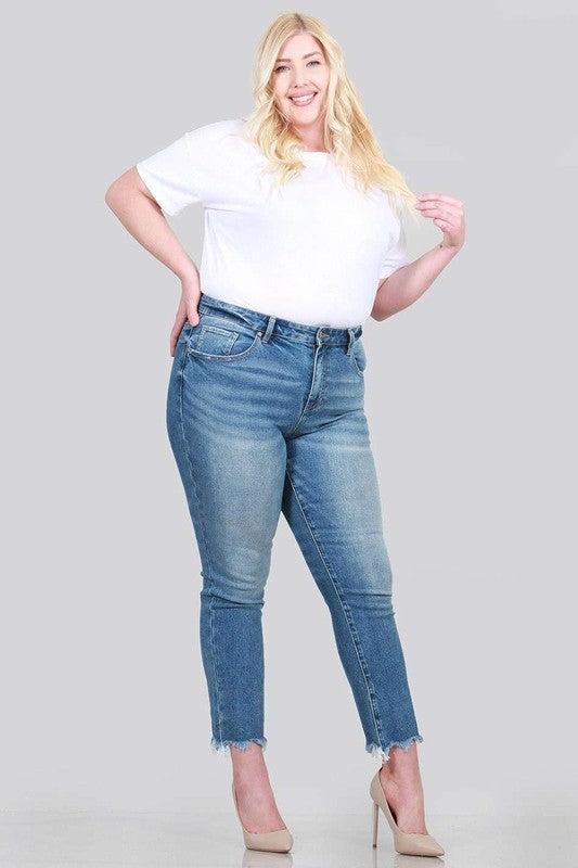 PLUS SIZE RELAXED SKINNY