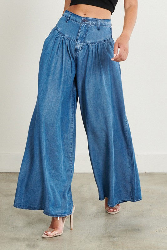 CHAMBRAY WIDE LEG PALAZZO JEANS