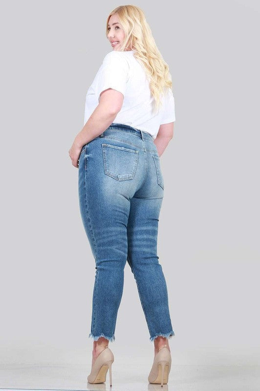 PLUS SIZE RELAXED SKINNY