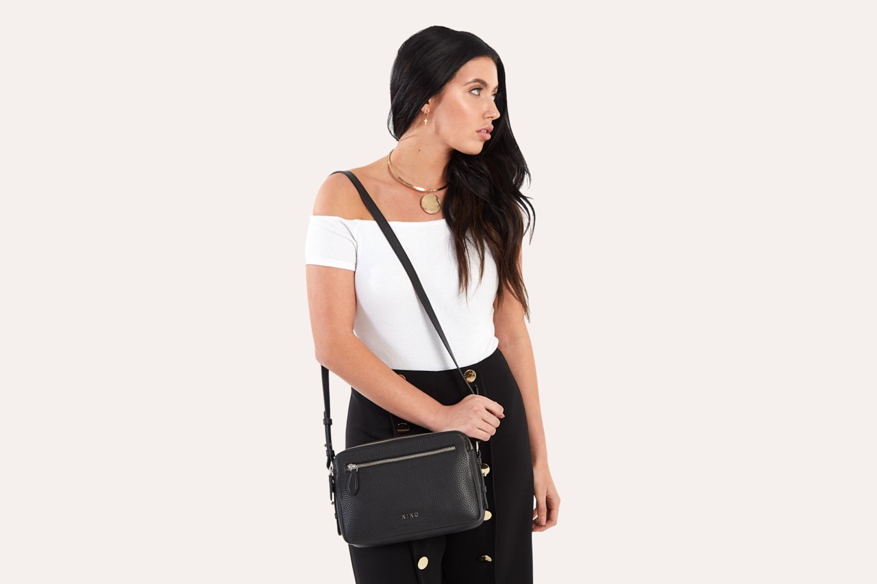 Classic Crossbody