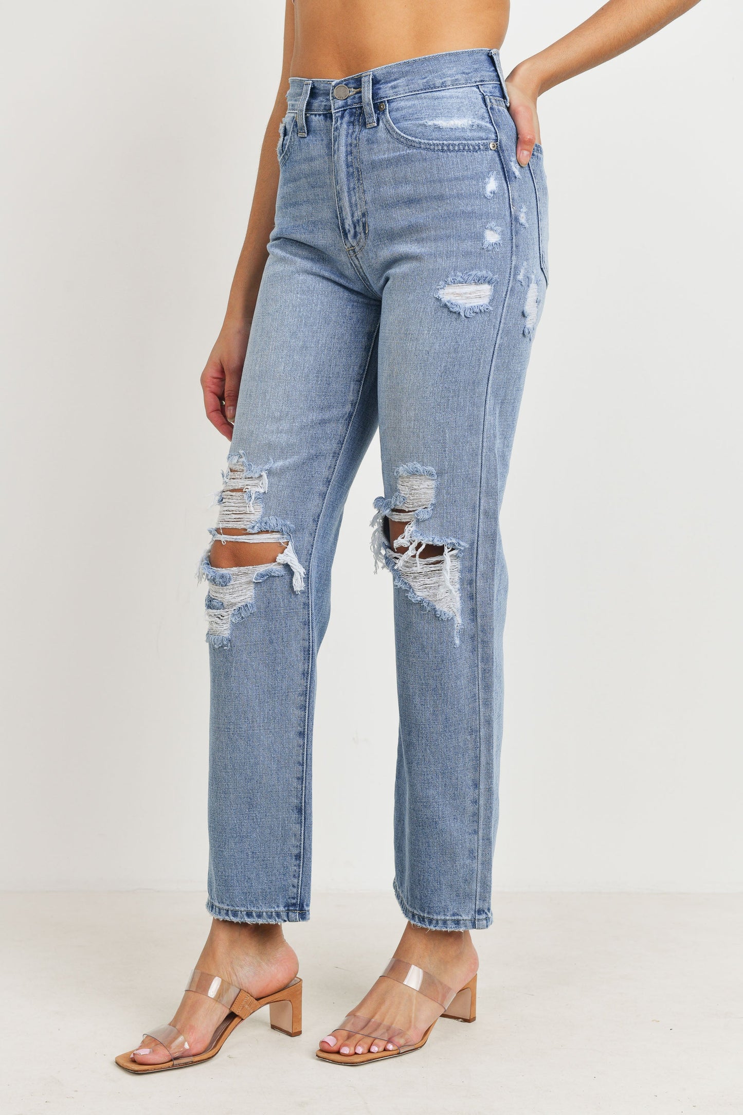 JBD HIGH WAISTED DISTRESSED LOOSE FIT JEAN