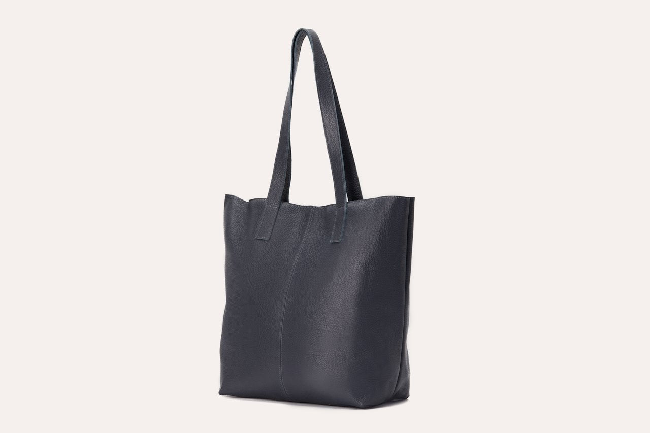 Journalist Tote