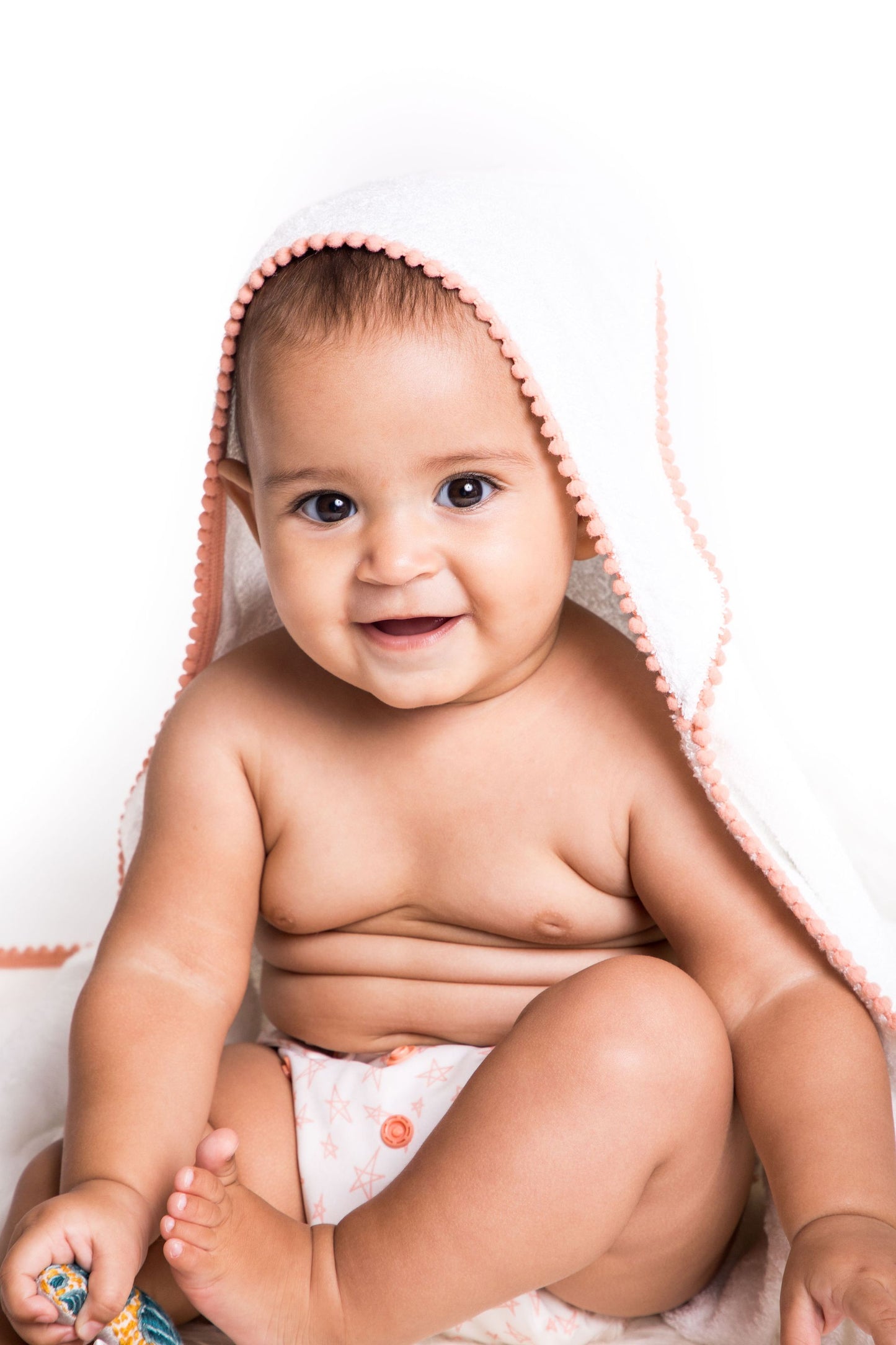 BAMBOO COTTON POM POM HOODED TOWEL