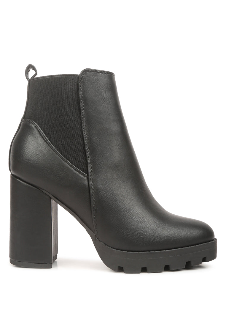 bolt chelsea boot