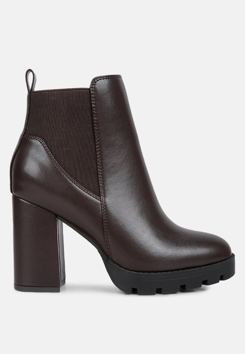 bolt chelsea boot