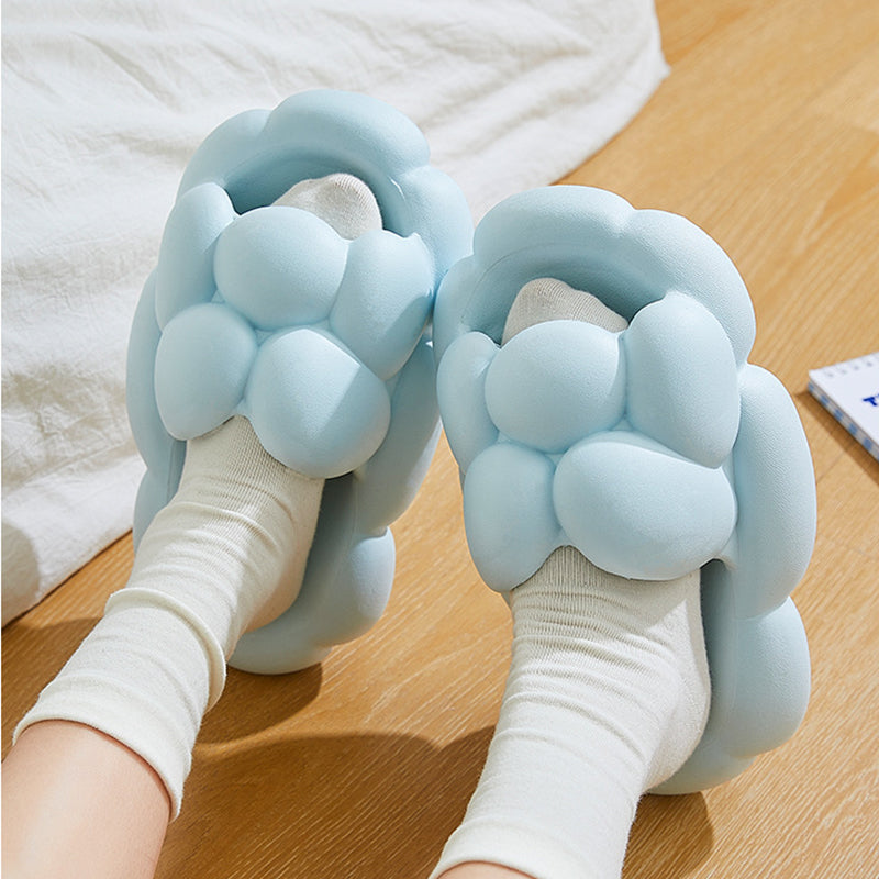 Women Indoor Soft Fluffy Cloud Design Slippers